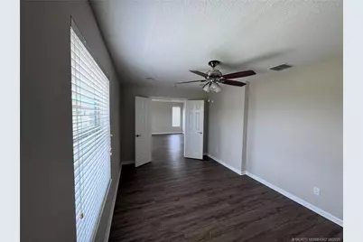 11239 SW Barton Way, Port Saint Lucie, FL 34987 - Photo 29