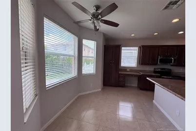11239 SW Barton Way, Port Saint Lucie, FL 34987 - Photo 9