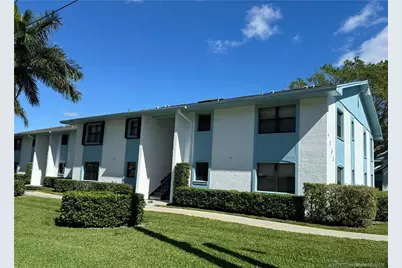 4885 SE Capstan Avenue #27, Stuart, FL 34997 - Photo 3