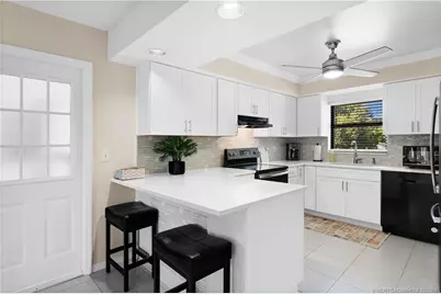 4885 SE Capstan Avenue #27, Stuart, FL 34997 - Photo 7