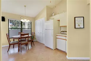 6030 SE Martinique Dr, Stuart, FL 34997 - Photo 13