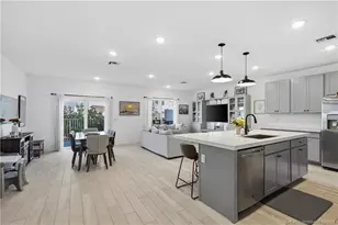 649 NE Waters Edge Ln, Port Saint Lucie, FL 34983 - Photo 5