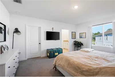 649 NE Waters Edge Lane, Port Saint Lucie, FL 34983 - Photo 13