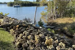 3304 SE Morningside Blvd, Port Saint Lucie, FL 34952 - Photo 11