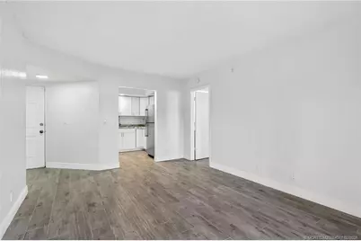 1564 SE Royal Green Circle #104, Port Saint Lucie, FL 34952 - Photo 11