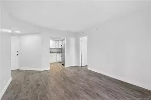 1564 SE Royal Green Cir, Port Saint Lucie, FL 34952 - Photo 11