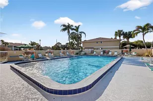 1564 SE Royal Green Cir, Port Saint Lucie, FL 34952 - Photo 27