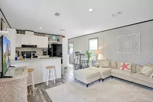 315 NE Cardinal Ln, Jensen Beach, FL 34957 - Photo 1