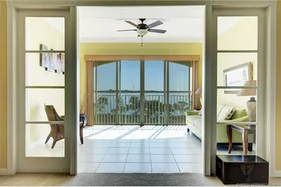 28 Harbour Isle Drive W #306, Fort Pierce, FL 34949 - Photo 9