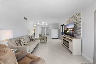 10044 S Ocean Dr, Jensen Beach, FL 34957 - Photo 7