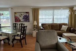 6387 Elm Ln, Lantana, FL 33462 - Photo 5