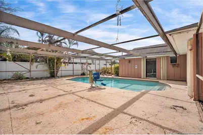 981 SE Lansdowne Avenue, Port Saint Lucie, FL 34983 - Photo 29