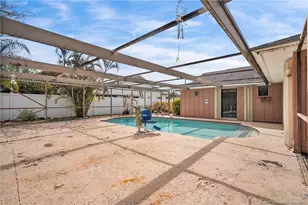 981 SE Lansdowne Ave, Port Saint Lucie, FL 34983 - Photo 29