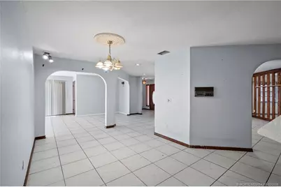 981 SE Lansdowne Avenue, Port Saint Lucie, FL 34983 - Photo 11