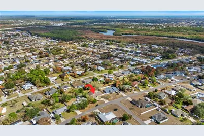 981 SE Lansdowne Avenue, Port Saint Lucie, FL 34983 - Photo 3