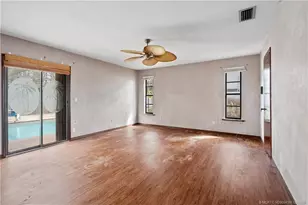 981 SE Lansdowne Ave, Port Saint Lucie, FL 34983 - Photo 17