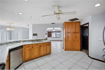 981 SE Lansdowne Avenue, Port Saint Lucie, FL 34983 - Photo 15