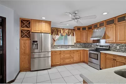 981 SE Lansdowne Avenue, Port Saint Lucie, FL 34983 - Photo 13