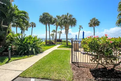 4680 NE Sandpebble Trace #305, Stuart, FL 34996 - Photo 21