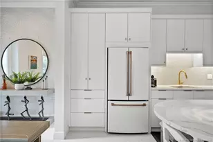 521 SW Ocean Blvd, Stuart, FL 34994 - Photo 5