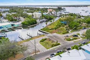 521 SW Ocean Blvd, Stuart, FL 34994 - Photo 45