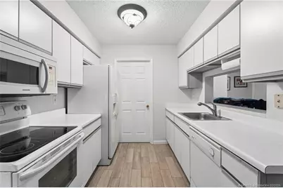 3907 NW Cinnamon Tree Circle, Jensen Beach, FL 34957 - Photo 7