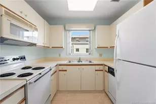 12 Lake Vista Trail, Port Saint Lucie, FL 34952 - Photo 11