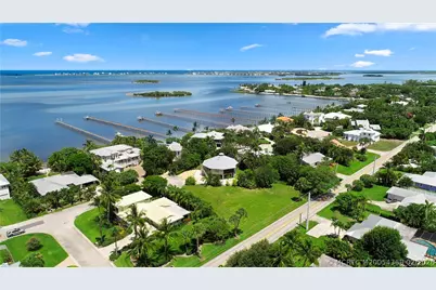 18 Cranes Nest, Sewalls Point, FL 34996 - Photo 3