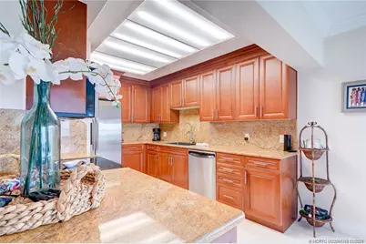 1289 NE Ocean Boulevard #6, Stuart, FL 34996 - Photo 15