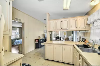 8605 Florence Drive, Port Saint Lucie, FL 34952 - Photo 15