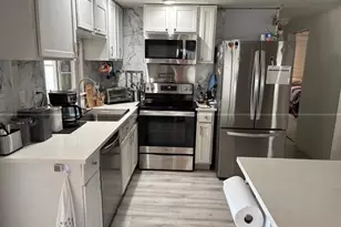 1713 SW College St, Stuart, FL 34997 - Photo 5