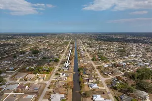 414 SW Carter Ave, Port Saint Lucie, FL 34983 - Photo 21