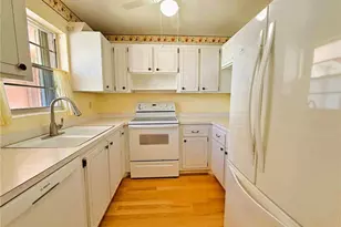 2600 SE Ocean Blvd, Stuart, FL 34996 - Photo 5