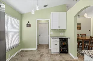 820 NW Waterlily Pl, Jensen Beach, FL 34957 - Photo 17