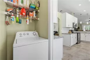 820 NW Waterlily Pl, Jensen Beach, FL 34957 - Photo 21