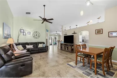 820 NW Waterlily Place, Jensen Beach, FL 34957 - Photo 9