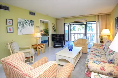 4720 NE Sandpebble Trace #305, Stuart, FL 34996 - Photo 5