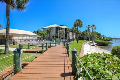 4720 NE Sandpebble Trace #305, Stuart, FL 34996 - Photo 27