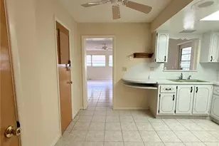 2417 NW Holiday Ct, Stuart, FL 34994 - Photo 7