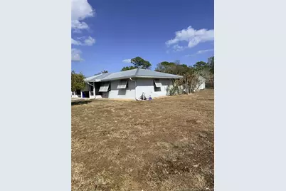 2417 NW Holiday Court, Stuart, FL 34994 - Photo 3