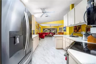 8329 SE Double Tree Dr, Hobe Sound, FL 33455 - Photo 11