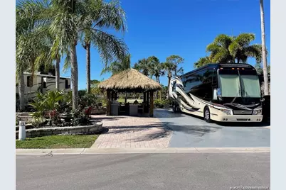 372 NW Foursome Lane, Port Saint Lucie, FL 34986 - Photo 3