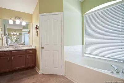 2097 SE Dranson Circle, Port Saint Lucie, FL 34952 - Photo 17