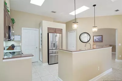 2097 SE Dranson Circle, Port Saint Lucie, FL 34952 - Photo 13
