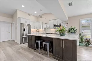 1828 SE Coronado Ln, Stuart, FL 34996 - Photo 13