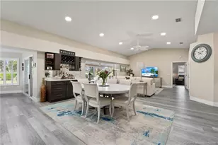 1828 SE Coronado Ln, Stuart, FL 34996 - Photo 11