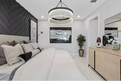 823 Prairie Avenue SW, Palm City, FL 34990 - Photo 23