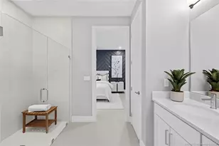 823 Prairie Ave SW, Palm City, FL 34990 - Photo 31