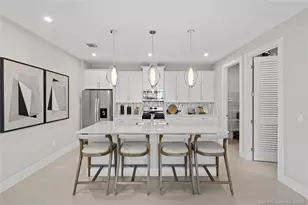 823 Prairie Ave SW, Palm City, FL 34990 - Photo 9