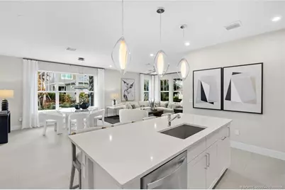 823 Prairie Avenue SW, Palm City, FL 34990 - Photo 7